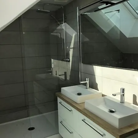 Centre - Vue Cathedrale - 33