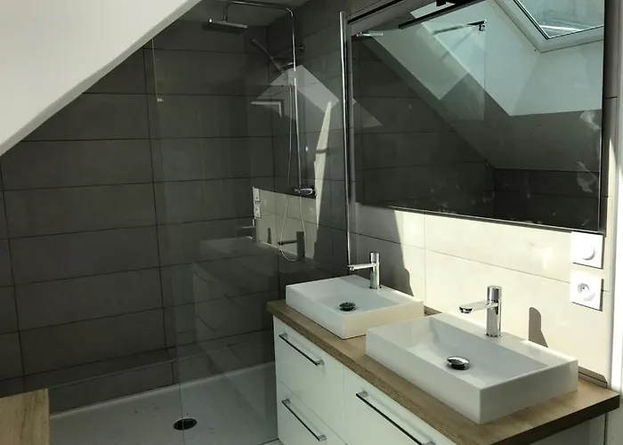 Centre - Vue Cathedrale - 33