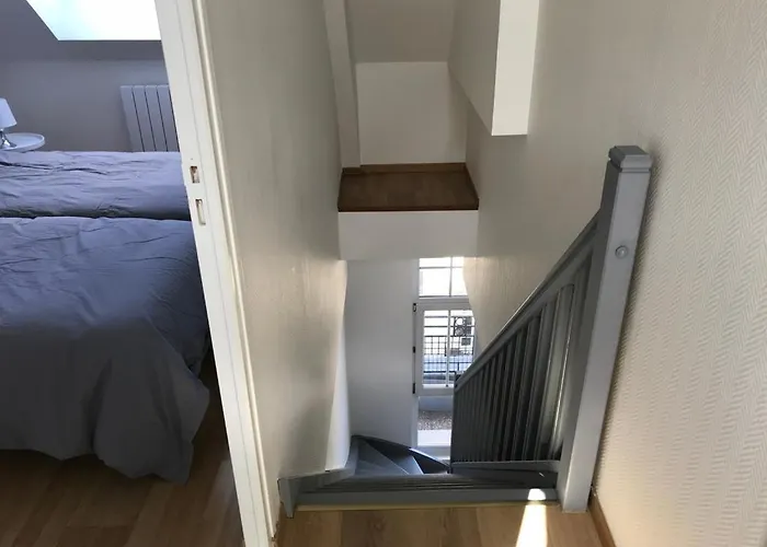 Centre - Vue Cathedrale - 33 * Reims